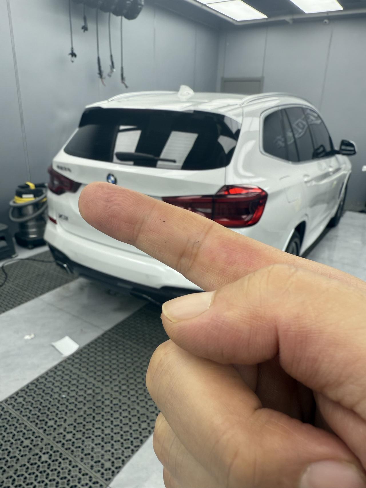 隐形车衣我是第六年才换的，2021年贴的，质保五年，当时我担心超过一年怕不好撕膜