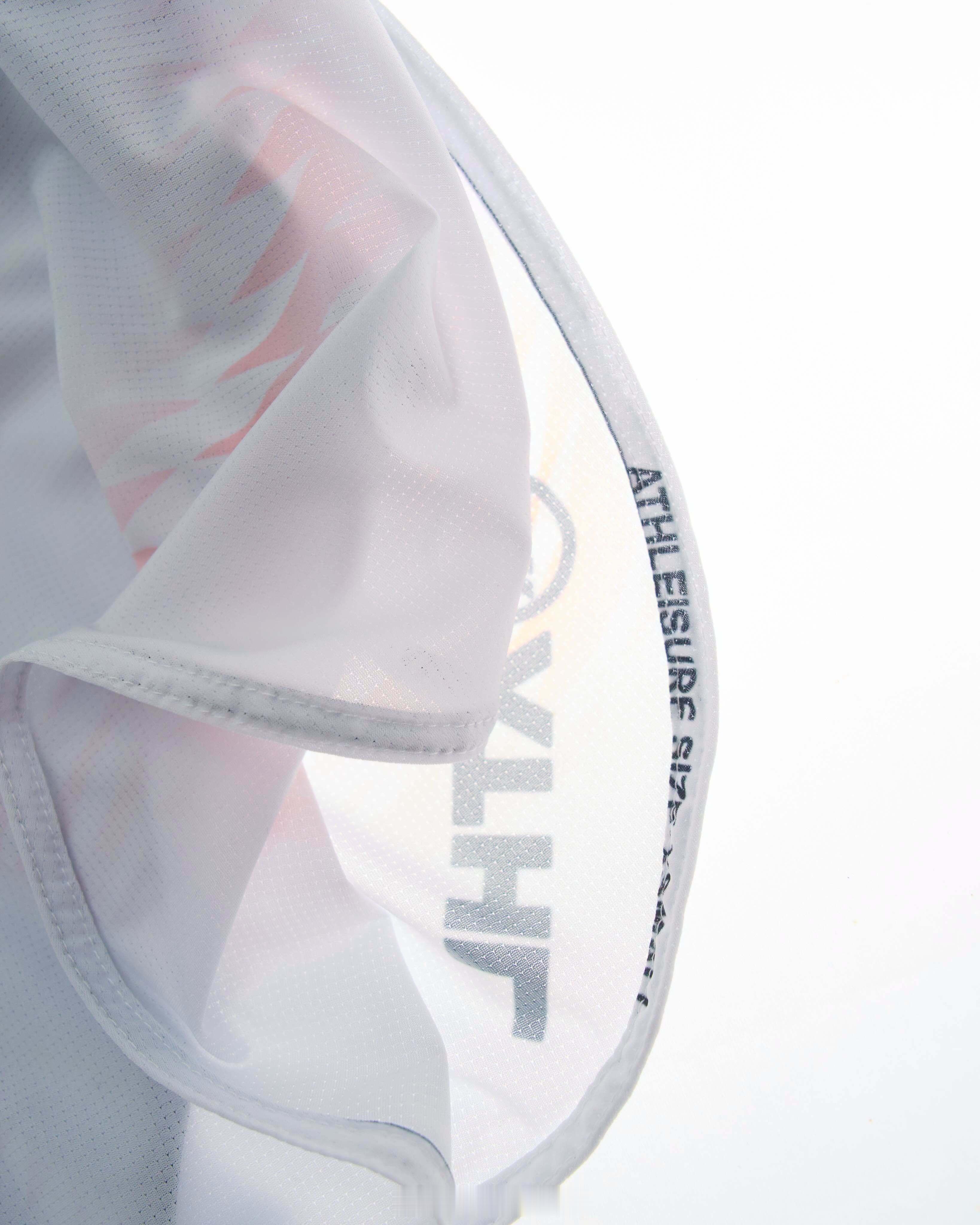 ATHLEISURE 品牌的薄透露跑步装备。跑步装备背心跑步背心短裤