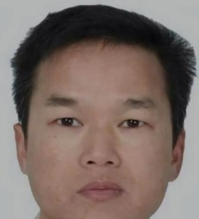 2019年，为母复仇的张扣扣在执行死刑当天，望着痛苦的父亲，只是简单道出五个字，