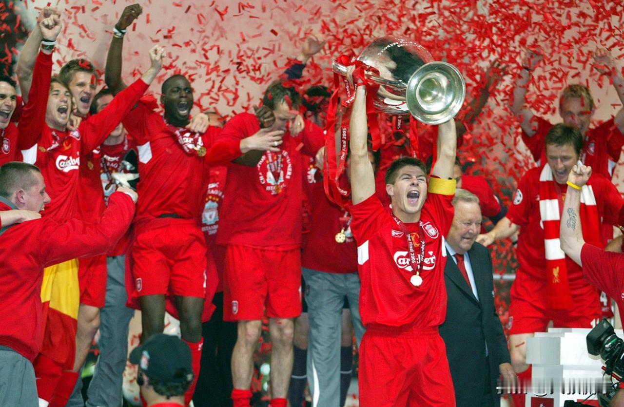 21世纪利物浦最强首发阵容：
守门员：阿利松
左后卫：罗伯逊
中后卫：卡拉格、范