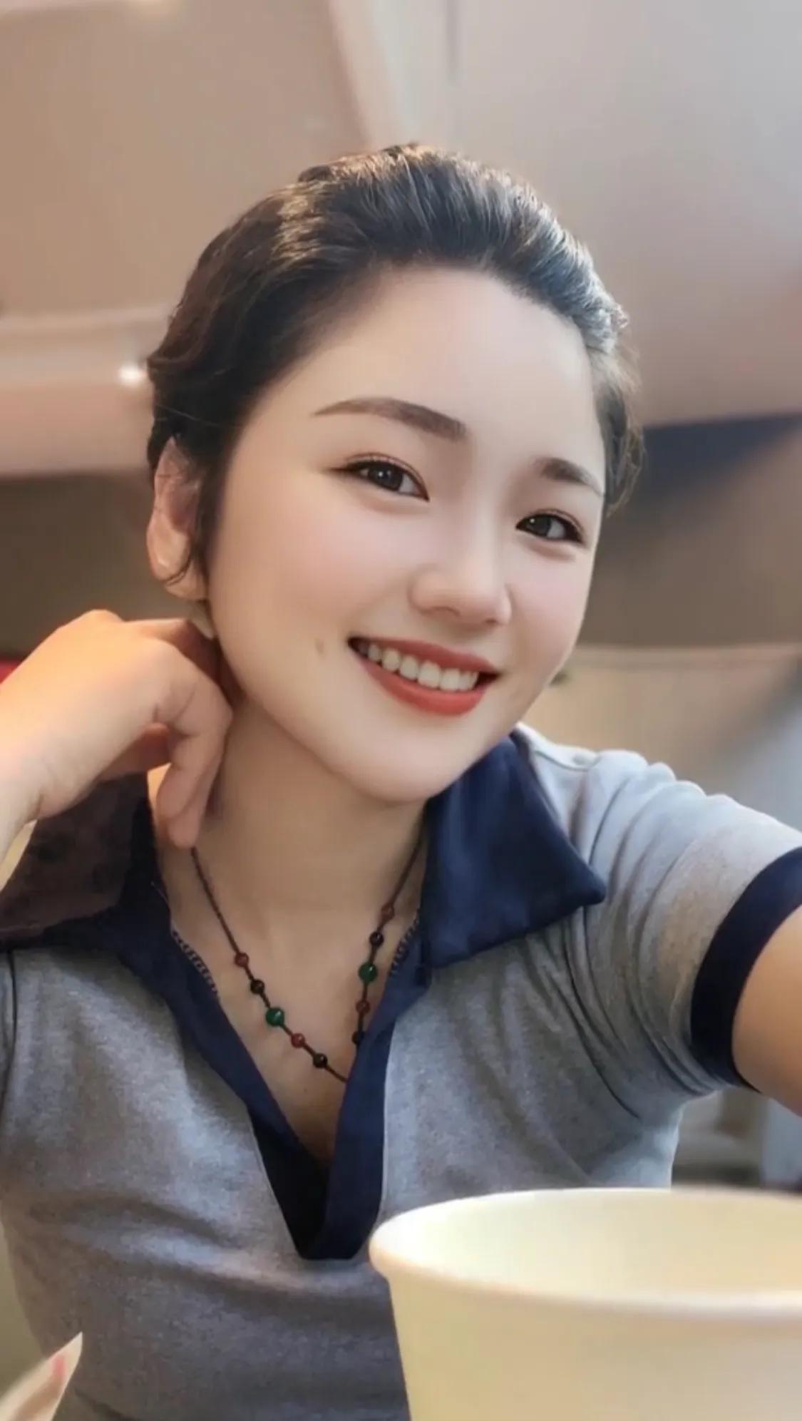我发现一个问题，女人越爱你，就越会纠缠你，会时不时的制造一些小情绪，要你的用心，