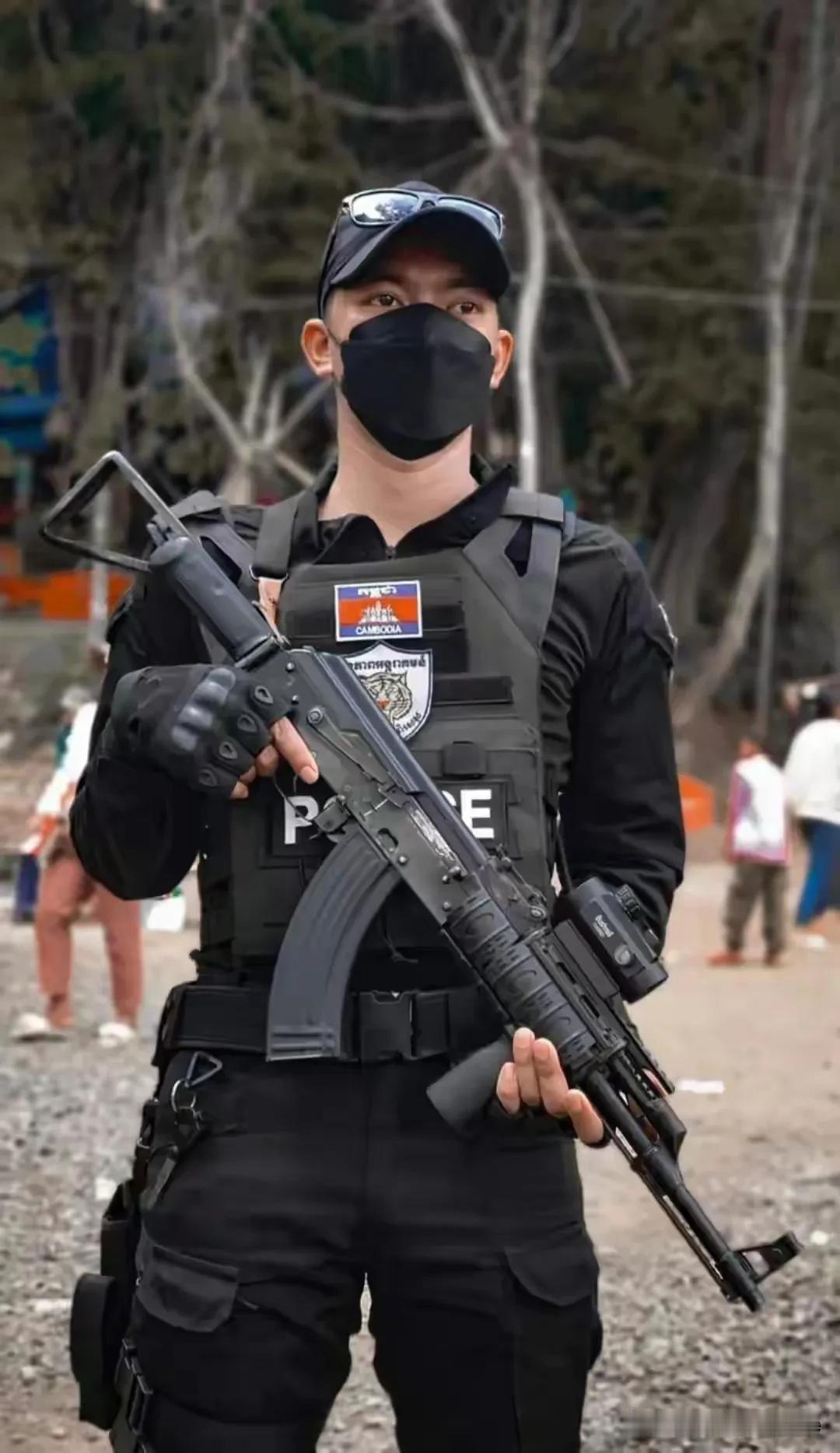 柬埔寨特种部队的中国轻武器