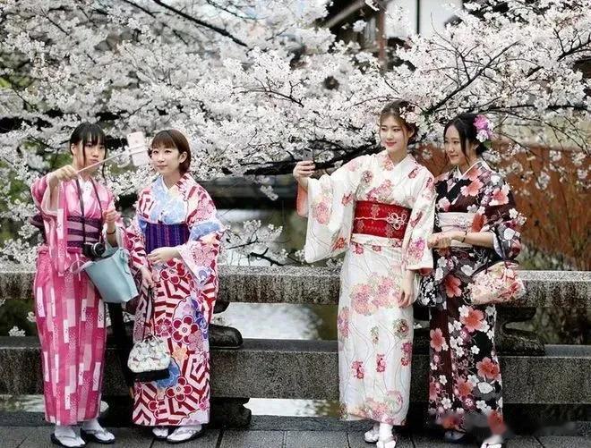 日本大量迁移人口，我国2大城市被“霸占”，国人强烈反对！

随着全球经济化时代的