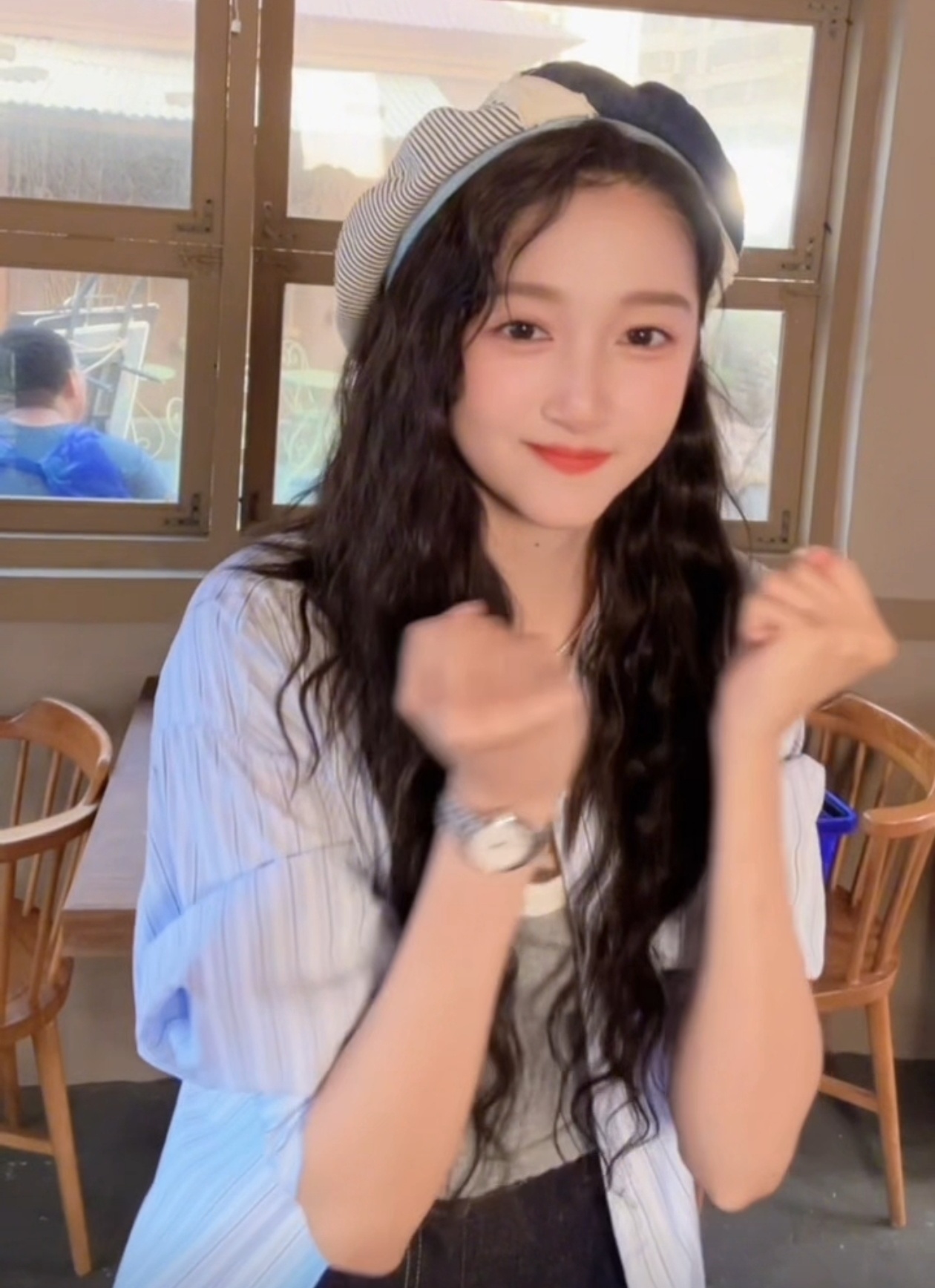 关晓彤跳了美美桑内怎么又上一遍热搜啊？之前不是都上过热搜了吗？也也不是最近刚跳的