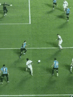 你永远不知道意外和进球哪个先来，哪个后来！