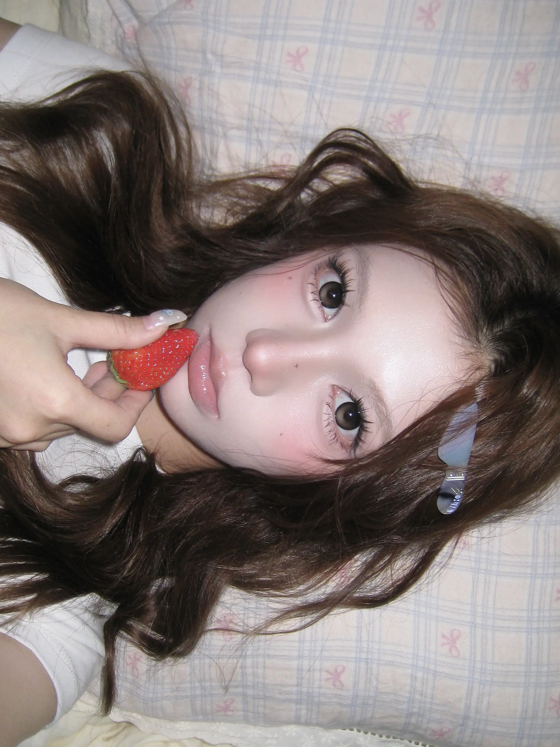 ˚⭒⁺🍓。