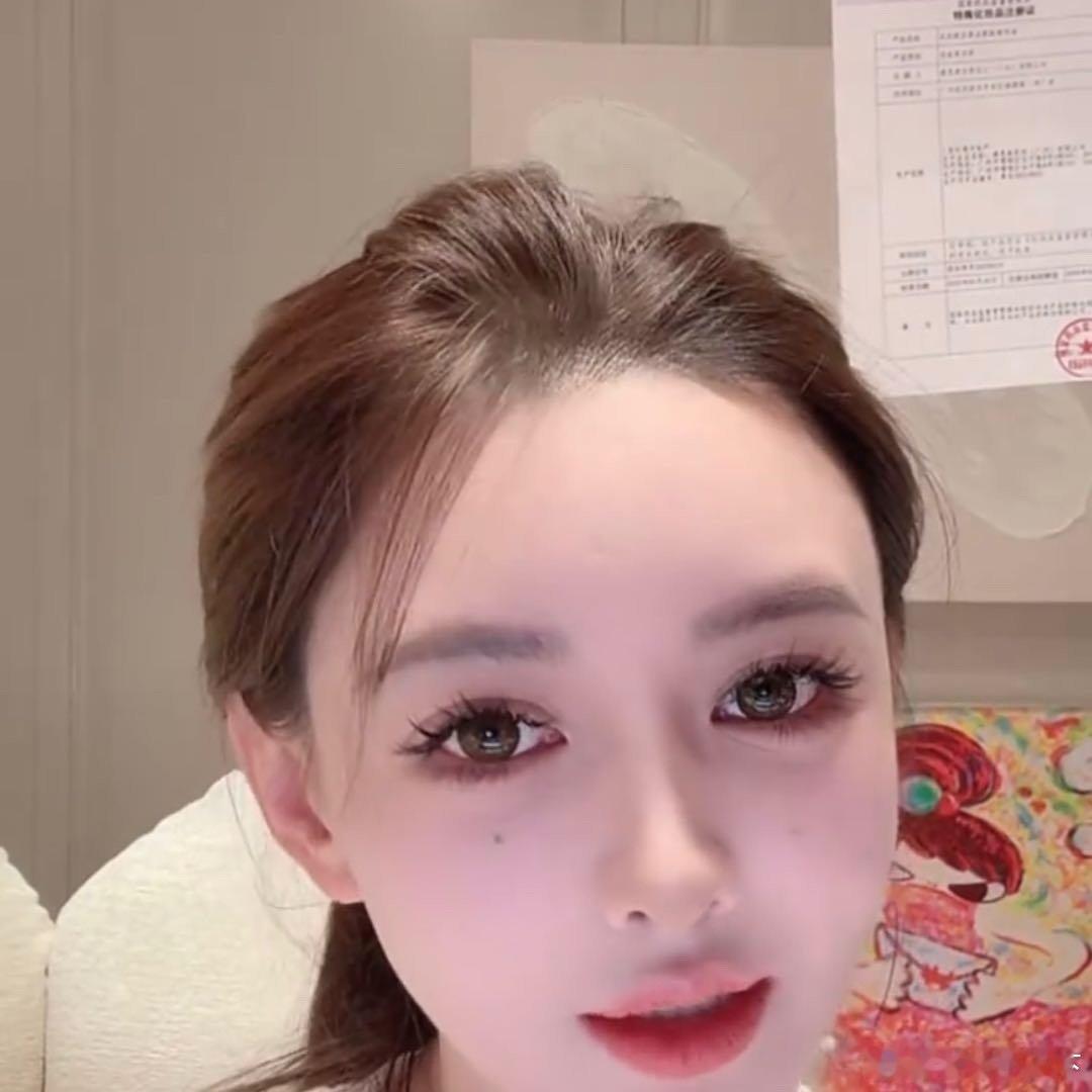 叶珂官宣生了很好奇，小孩爸爸是谁？也没说啊[doge] ​​​