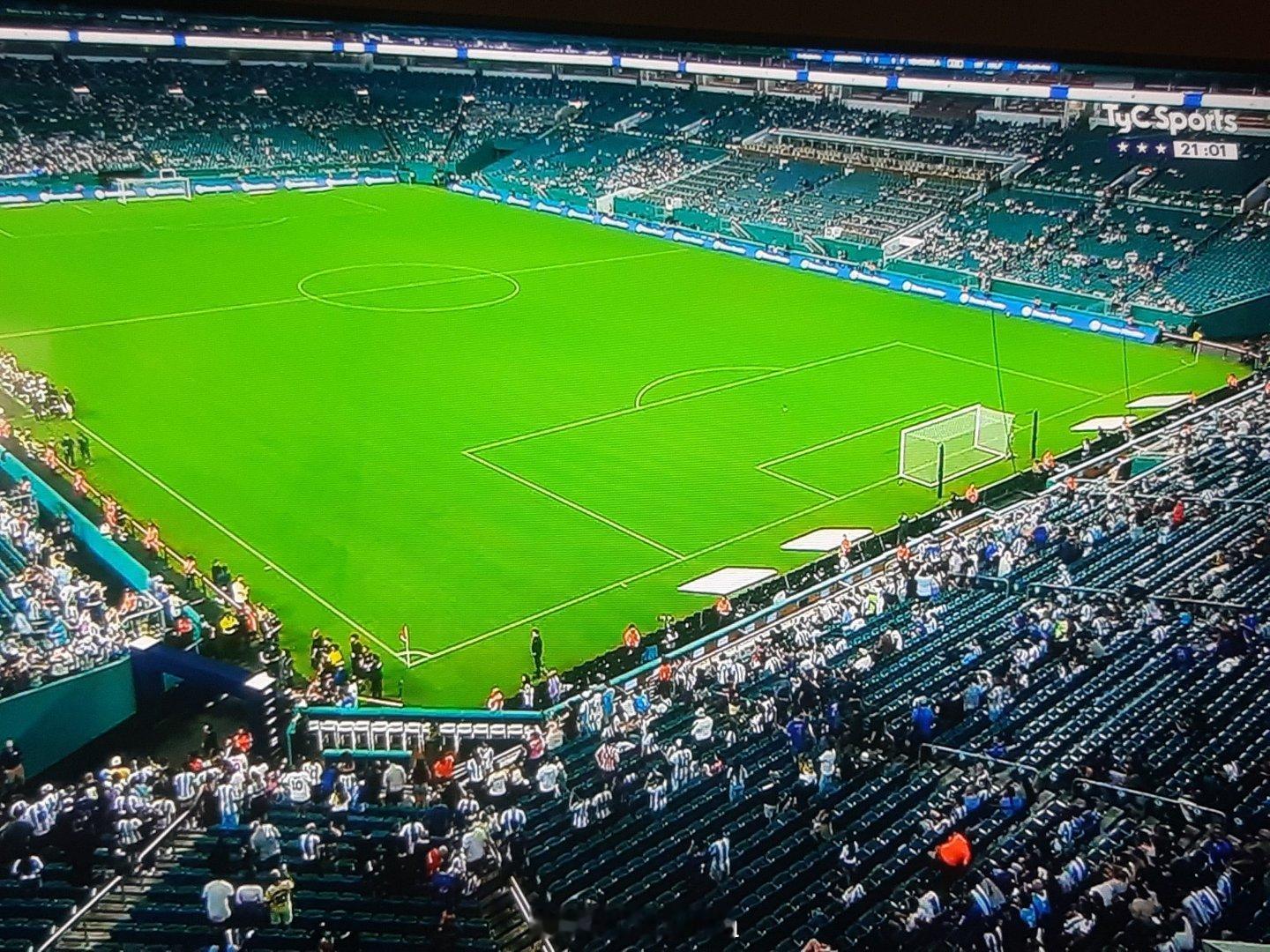 阿根廷vs委内瑞拉 现场没有坐满。 ​​​