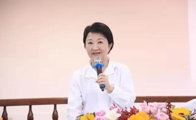 卢秀燕回应了。

台媒报道，台中市长卢秀燕今天（5月4日）受访时，被问及如何看待