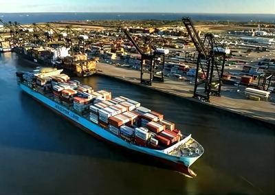 （口语体风格）

嘿，各位老铁，今天咱聊点国际上的新鲜事儿。这阵子巴拿马那边闹得