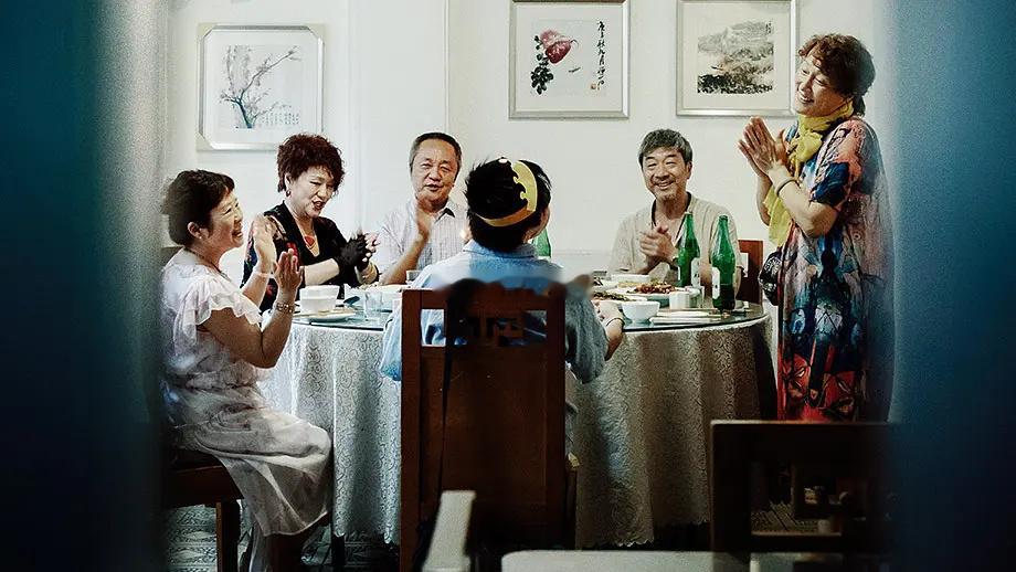 易烊千玺百花奖最佳男主生命是一万次春和景明！千玺实至名归 易烊千玺回应最年轻双料