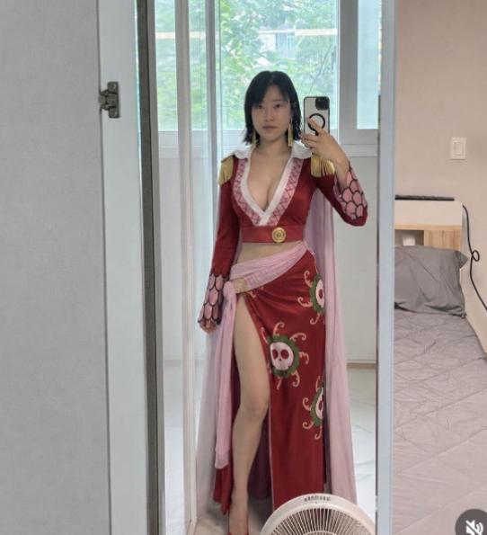 A罩杯变D罩杯，全身改造花费1.5亿韩元。37岁喜剧女星李世映自爆隆胸，因深陷身