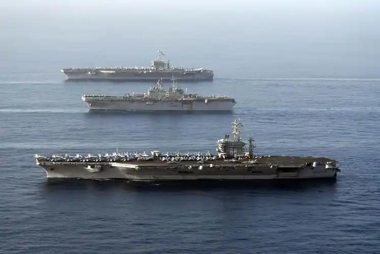 美国智库提出把驻亚洲美军的重心从第一岛链移向关岛等第二岛链地点。

这是否意味着