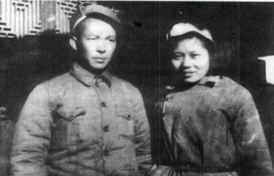 彭总想让他留西北，贺老总让他去西南，被留西北转业，错失中将？
“老贺，西南那边正