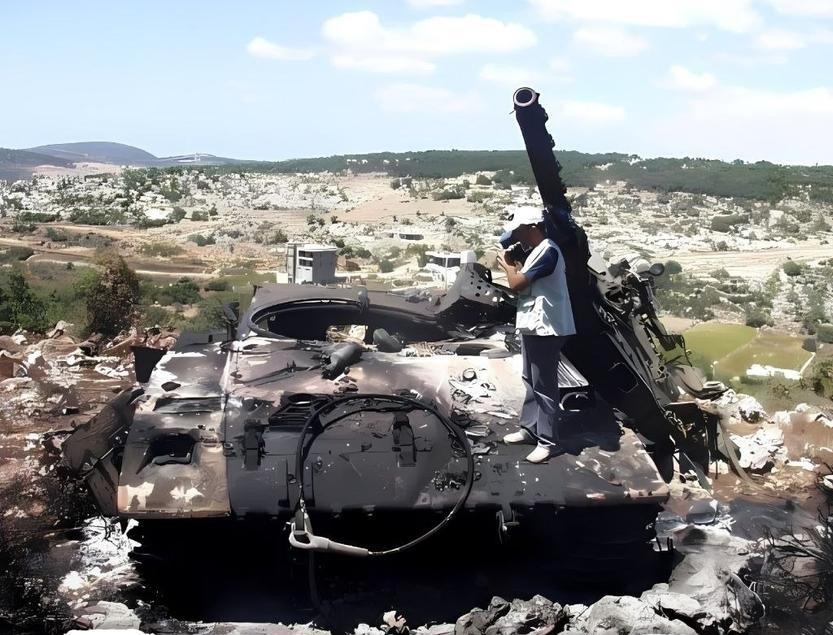 什么年代了还搞主战坦克钢铁洪流平推？

还是在山地为主的黎巴嫩南部？

还是面对