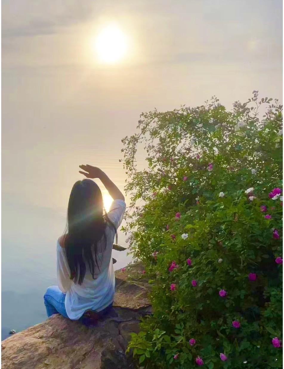 一位离异富婆说的一段话：“如果你是经济独立的女性，无论你嫁给谁，大概率都会离婚的