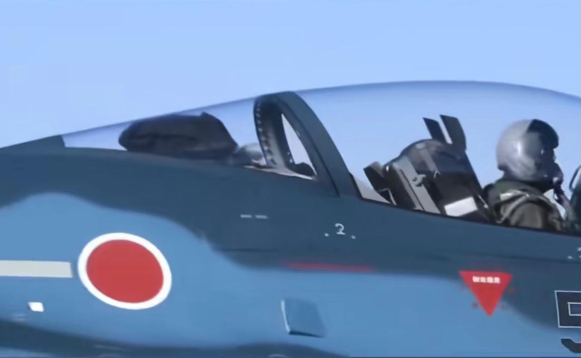 干得漂亮！雷霆出手，痛击小日本！
大年初八，开工头一天，咱们商务部发布最新公告，