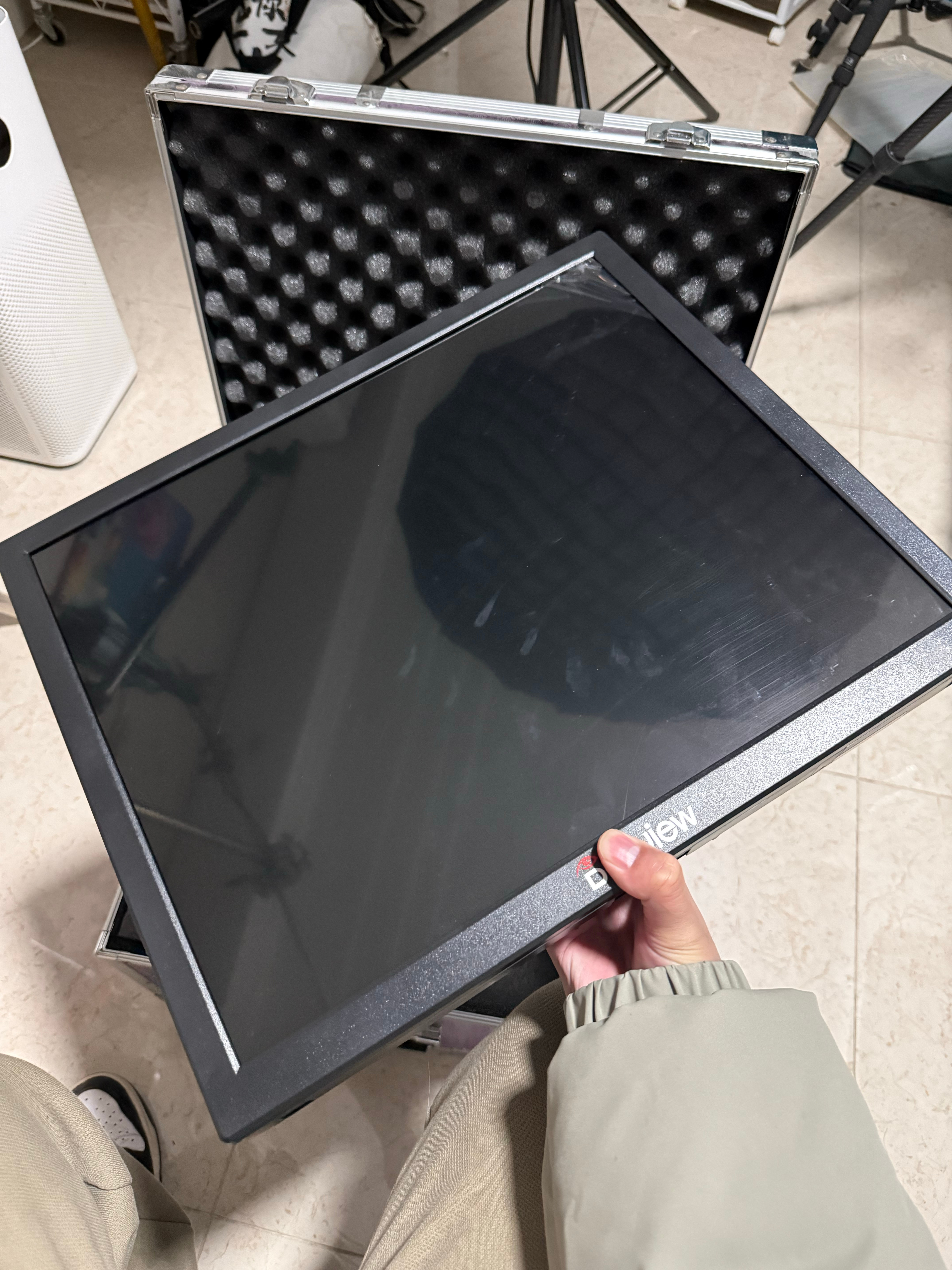 差生文具多，说的就是我！谁没事用这种提词器啊不过提词器，百视悦依然是我推荐的首选