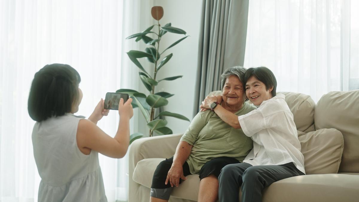 现在的婆婆，咋突然“转性”了？真相扎心又暖心！

以前听多了婆媳是“天敌”，现在