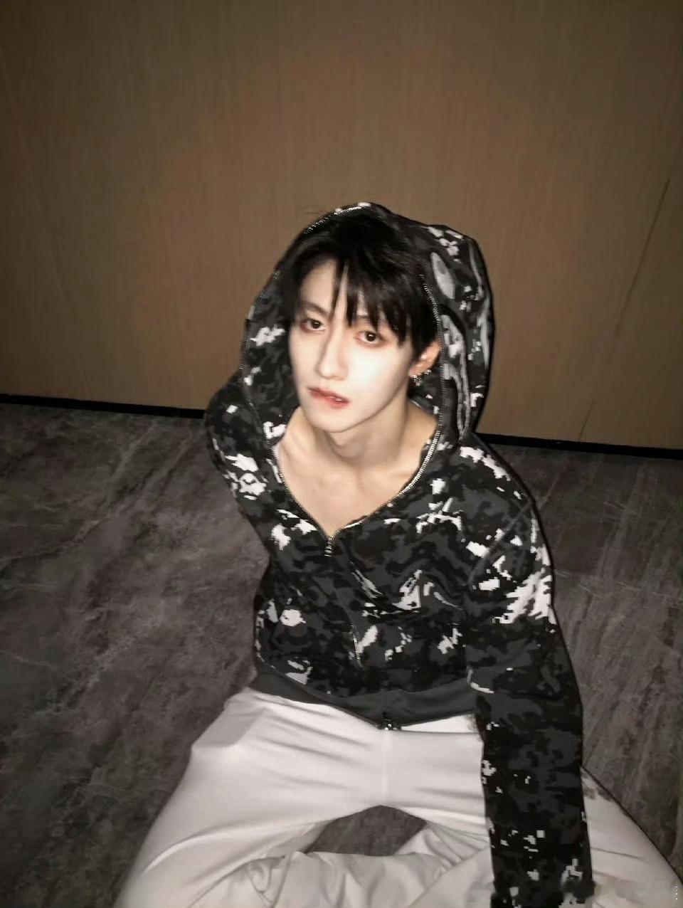 0000如果自己不想积极认真的生活，不管得到什么样的回答都没有用。——东野圭吾《