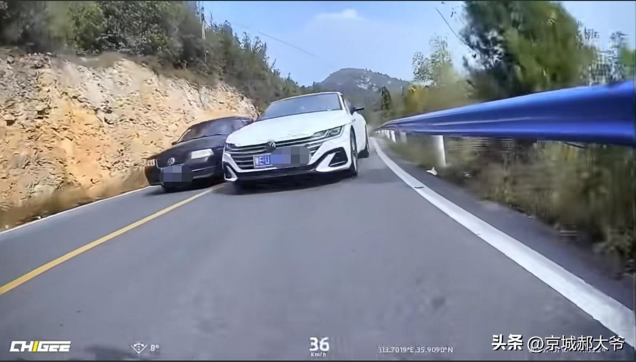 都知道山路弯道逆行超车全责，但是人家走了保险，而骑车人要么伤残，要么去世，这代价