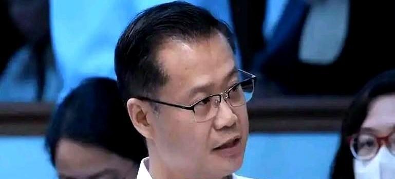 弹劾副总统？所有人都以为这绝对是一场杀红眼的政治追杀。结果新上任的参议长张侨伟一