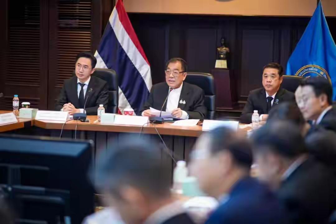 泰国为泰党突然改口号为“希望2026”，背后藏着什么玄机？