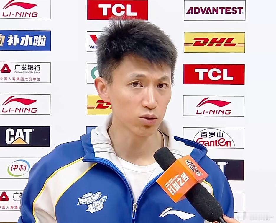 刘晓宇这颜值，太抗打了！！cba刘晓宇