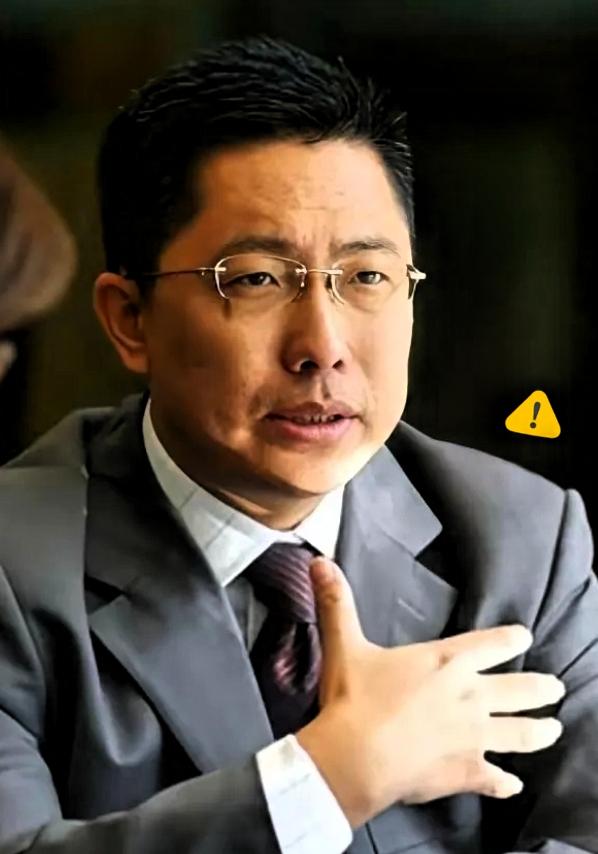疯狂英语李阳说：“中国孩子一定会走向毁灭，因为五毒俱全。第一，毒手机。手机是万恶
