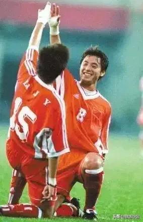 1998年亚运会期间，身为赛事裁判的陆俊，针对国足队员李金羽发表了一番引发关注的