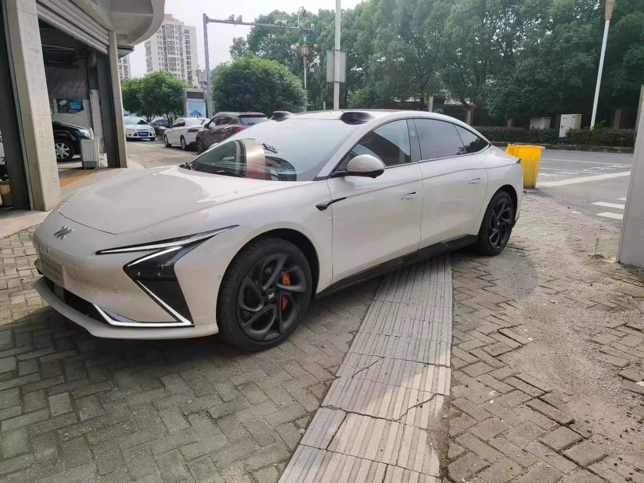 二手智己L7：12万就能买当年40万的旗舰，但这坑你敢跳吗？
 
前两天我去二手
