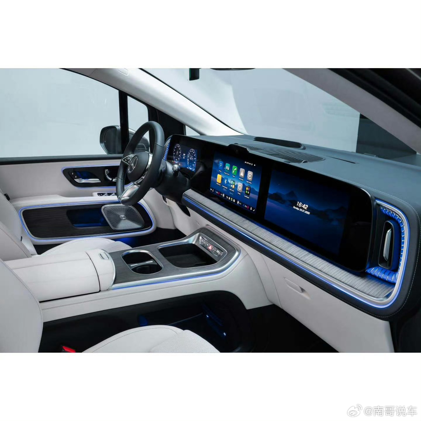 奔驰全新纯电MPV VLE，这车高级！太高级了！ 吉利的银河 V900 灵魂附体