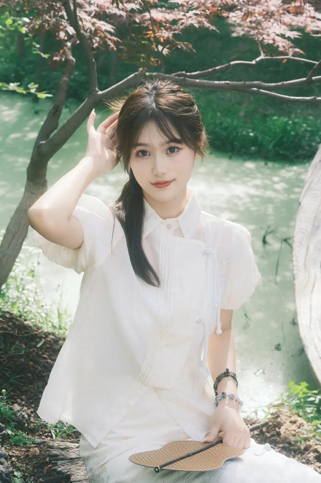 如果中500万，你愿意拿多少追她