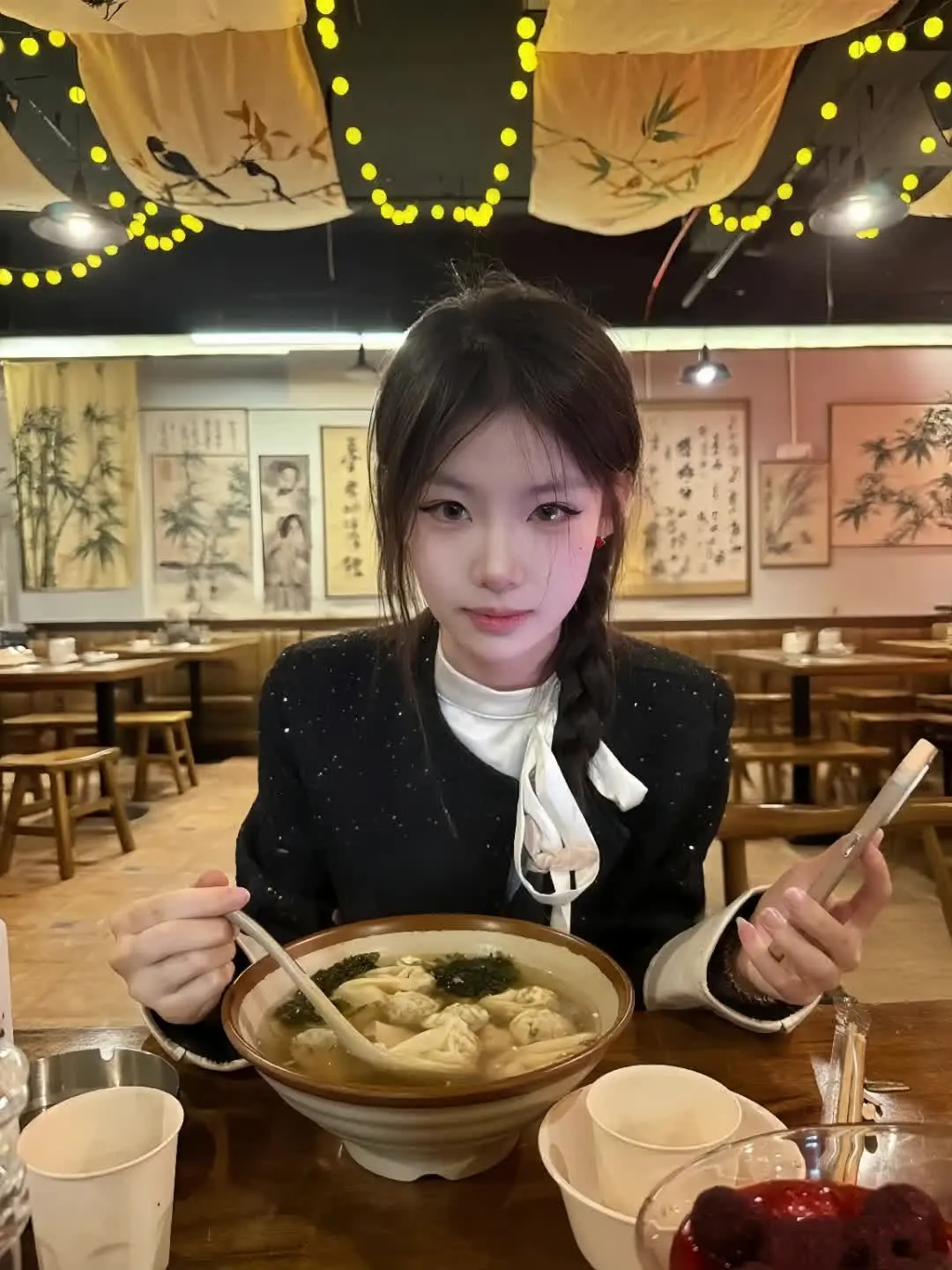 我不再羡慕那些相爱很多年的伴侣 我知道那是用很多次原凉垒起来的