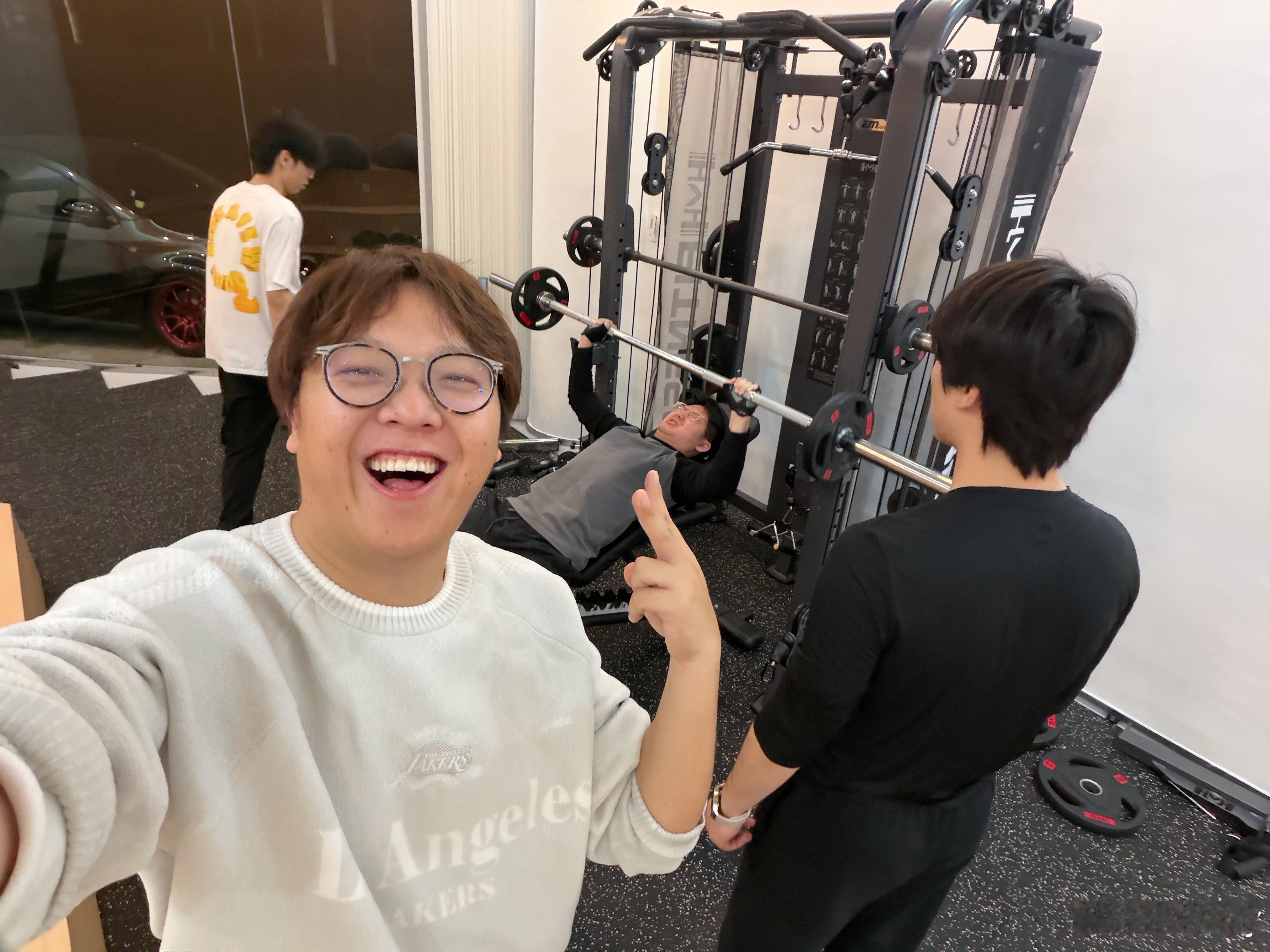 健身第二天感觉身体被一键清理轻快多了 