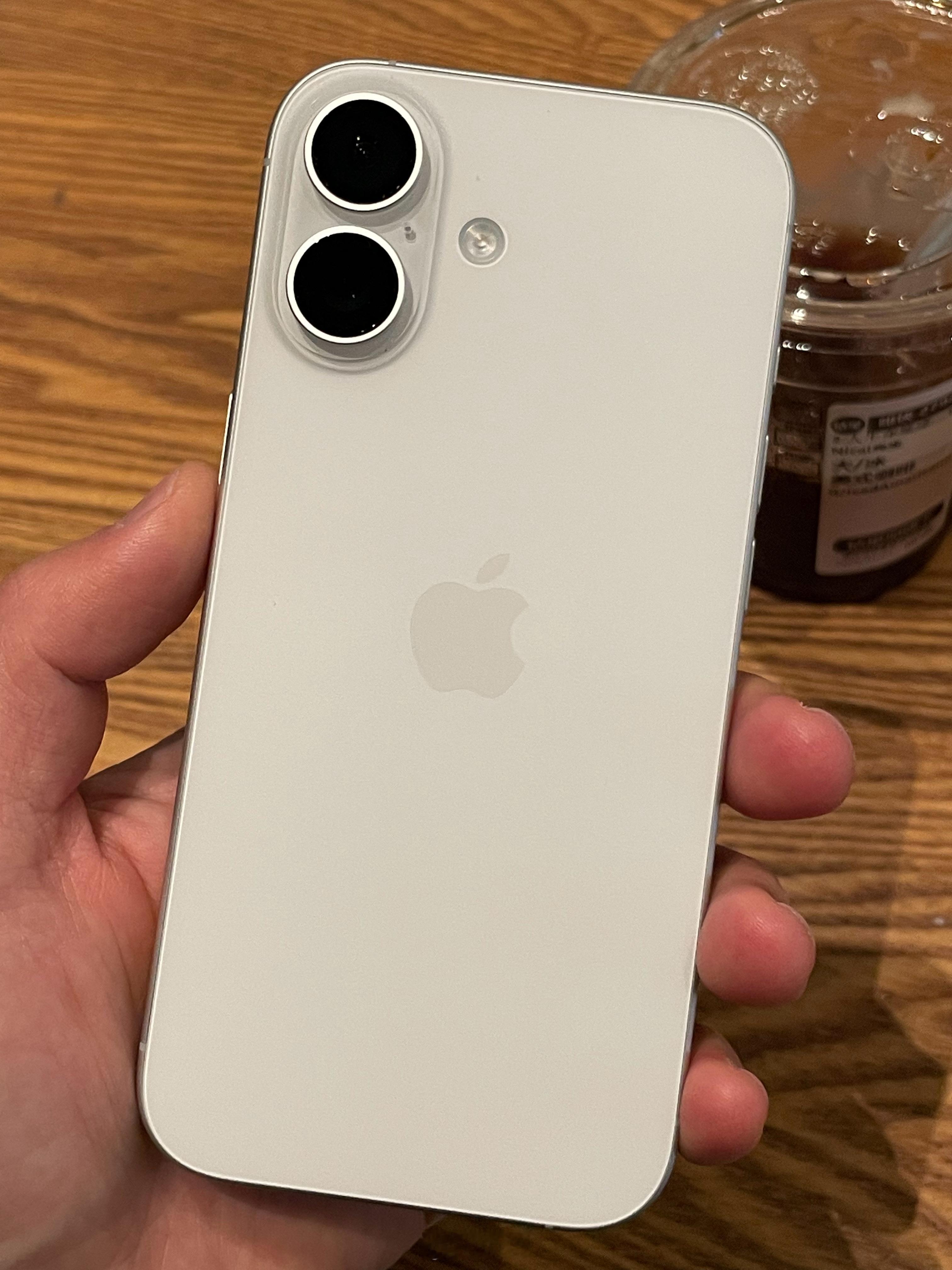 给你100w，让你这辈子都用iPhone，你愿意吗？ 