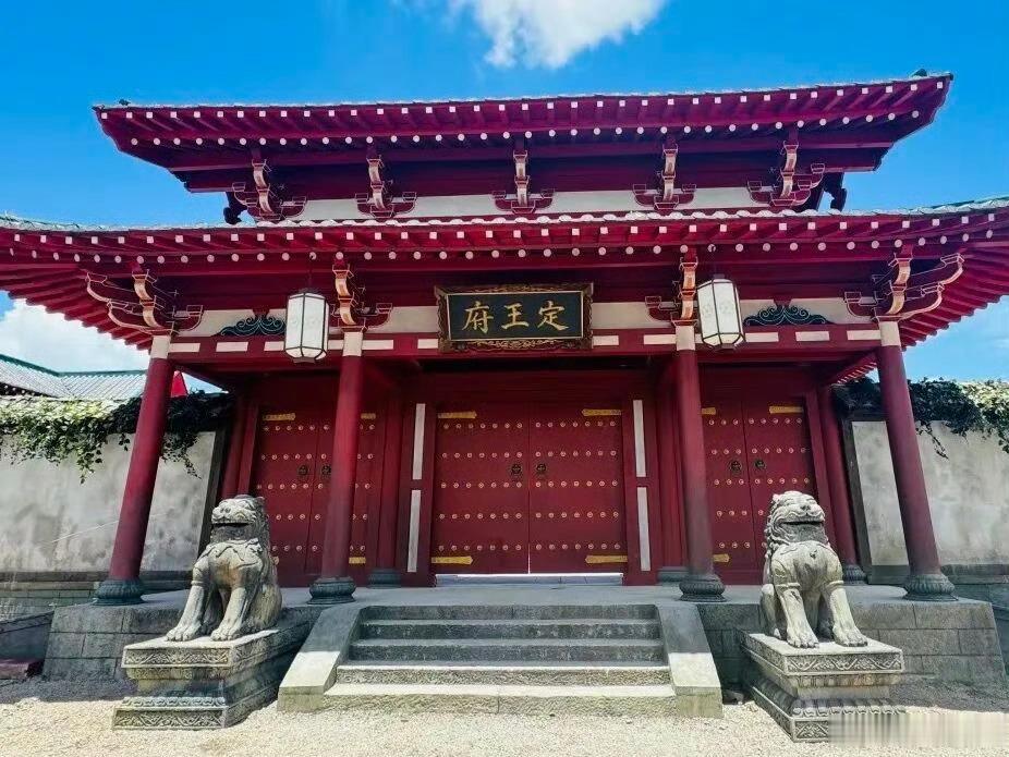 宁波出品古装大剧莫离开播6 月 9 日，宁波出品古装剧《莫离》登陆央视八套及腾讯