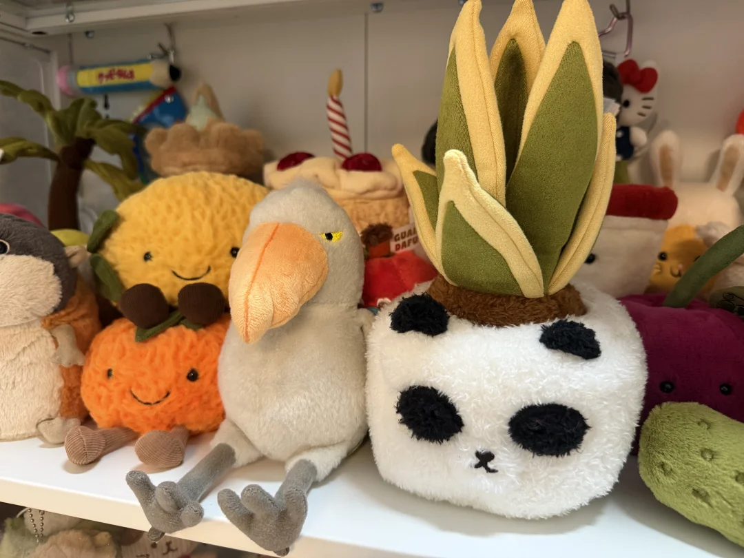 万圣新品就不买了 家里现有的cos一下得了