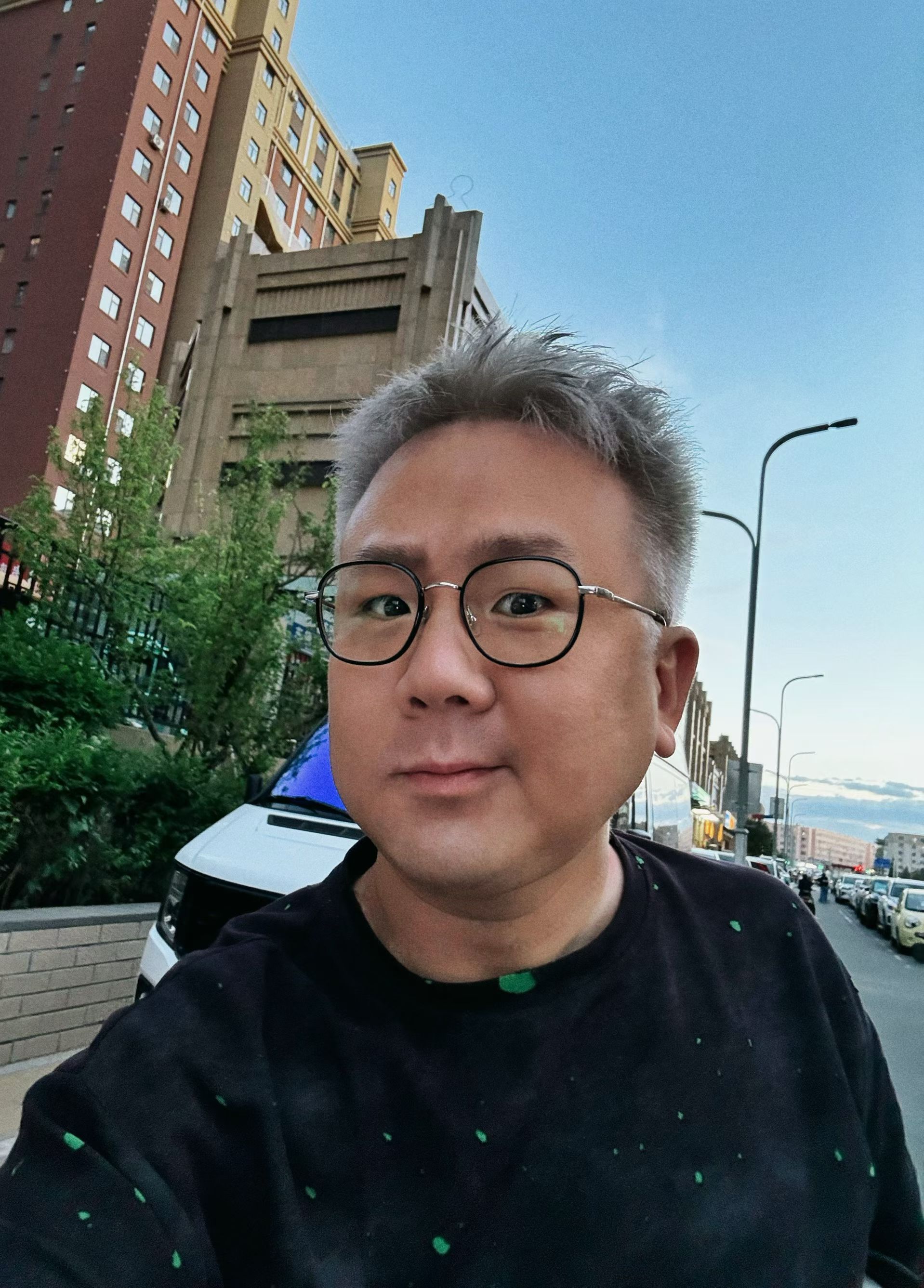 我就问问，谁还没染黄毛？ 