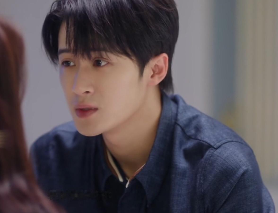 非:“是不是可以让我再继续喜欢你”奇:“你还能再喜欢我一次吗”🥺🥺🥺 