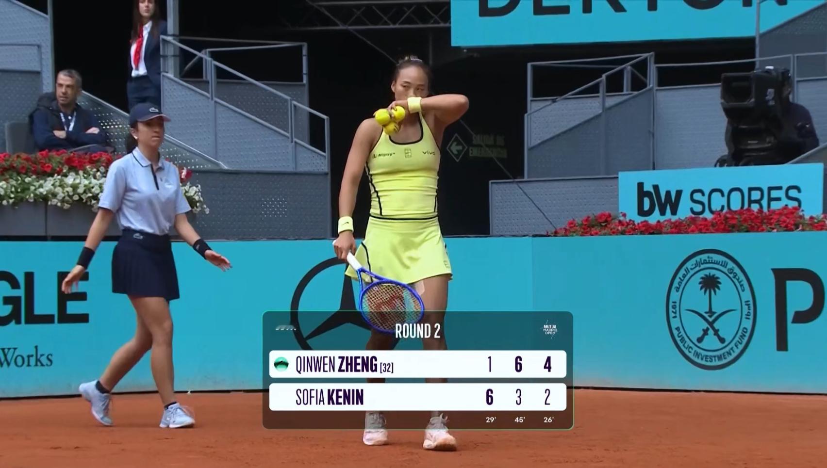 郑钦文vs肯宁 郑钦文决胜盘再次破发，4-2领先肯宁！ 