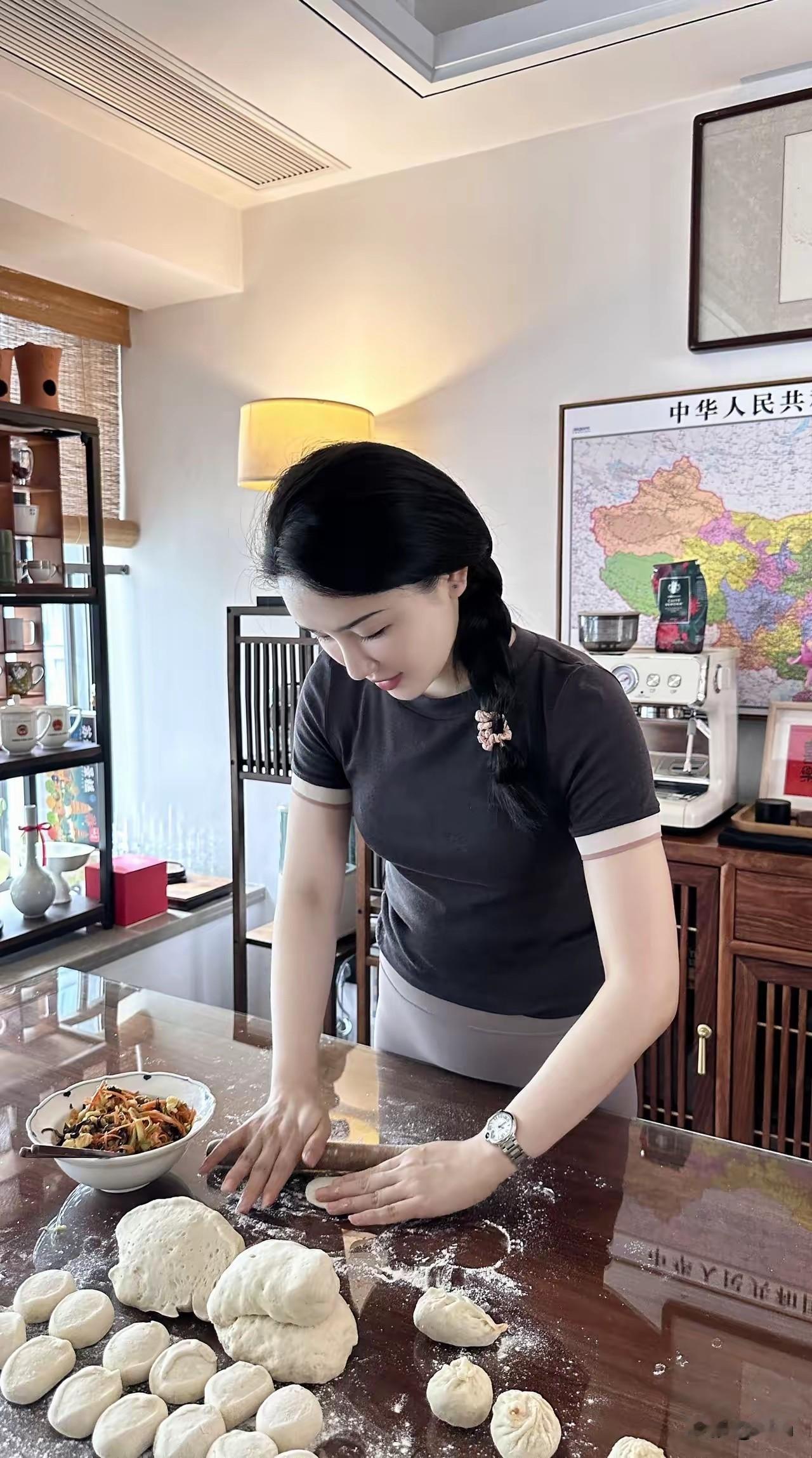 自制美食，享受生活的美好时光！🍜💕