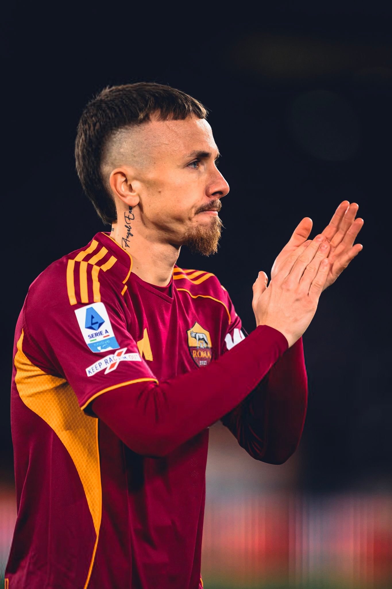 上赛季状态那么好，各项赛事几乎全勤的铁人，就这样莫名其妙的报销了大半年……不知道