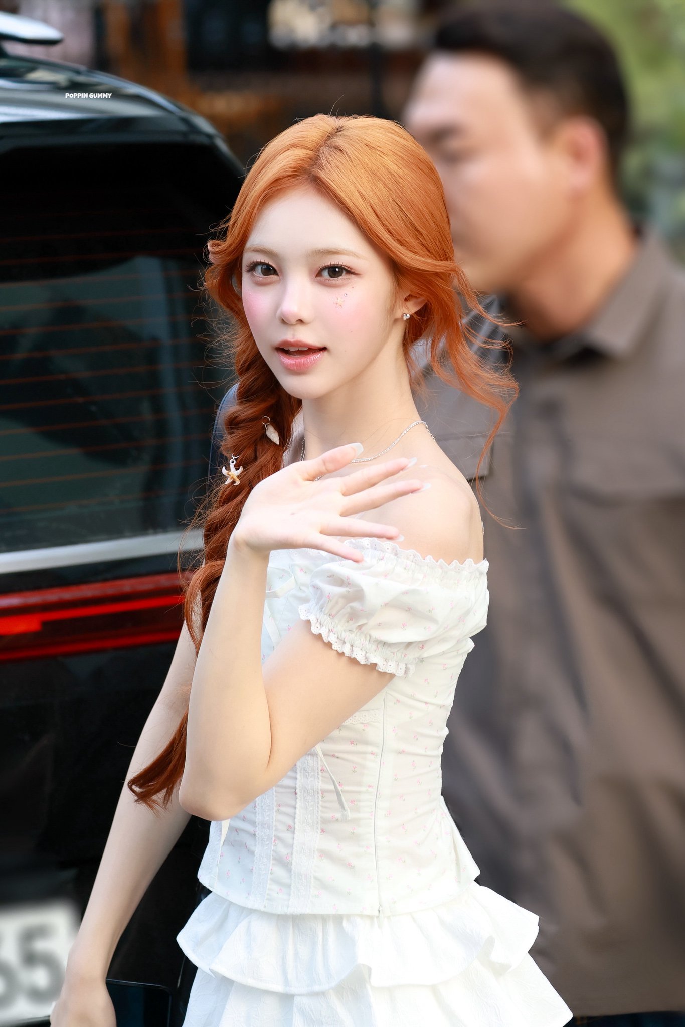 小白花..© POPPINGUMMY1009 