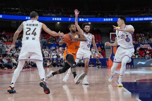 CBA 山东高速VS上海久事硬实力碾压 + 外援压制！上海久事稳过山东CBA 季