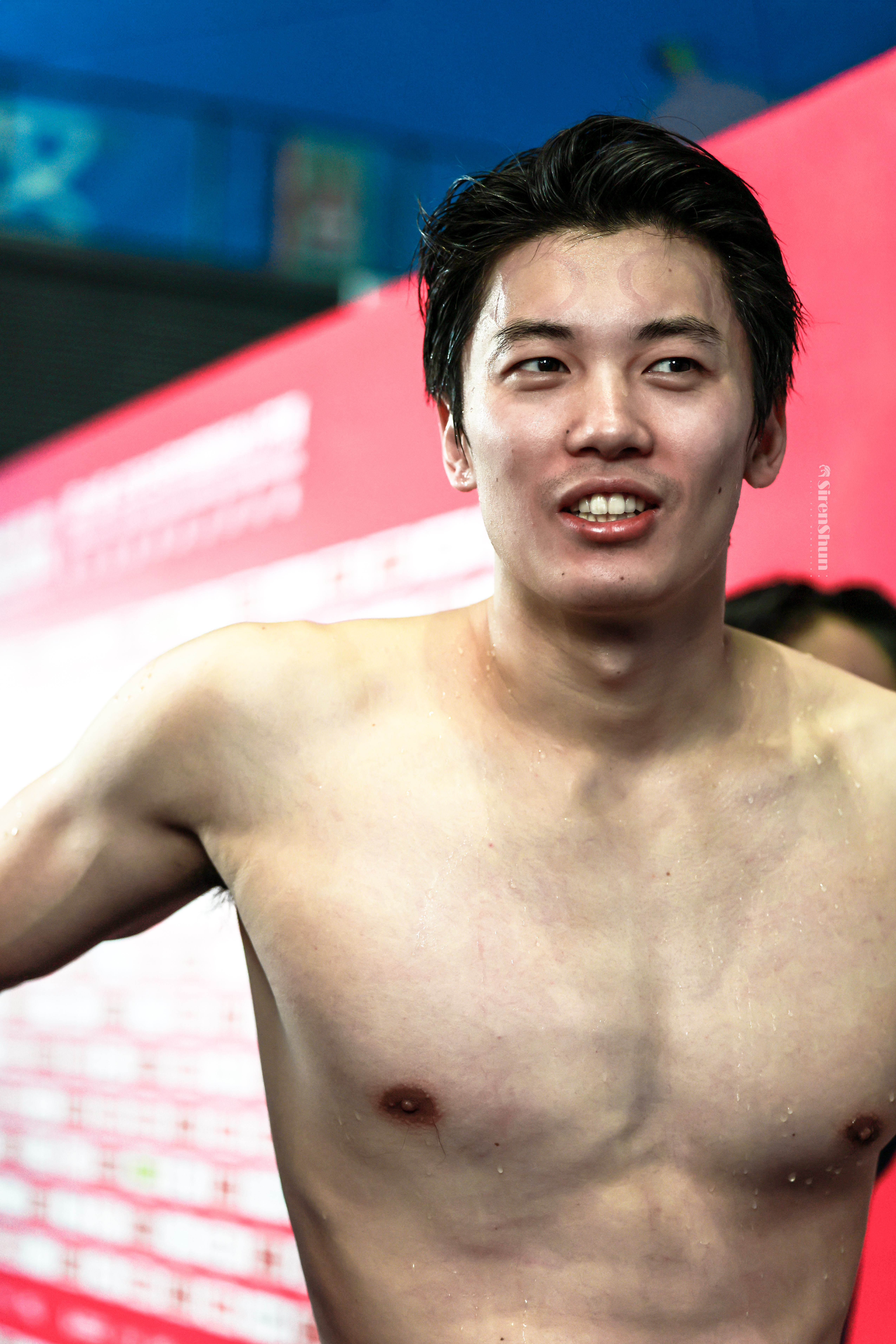 他如果肉松了那我就是已经胖没边了 