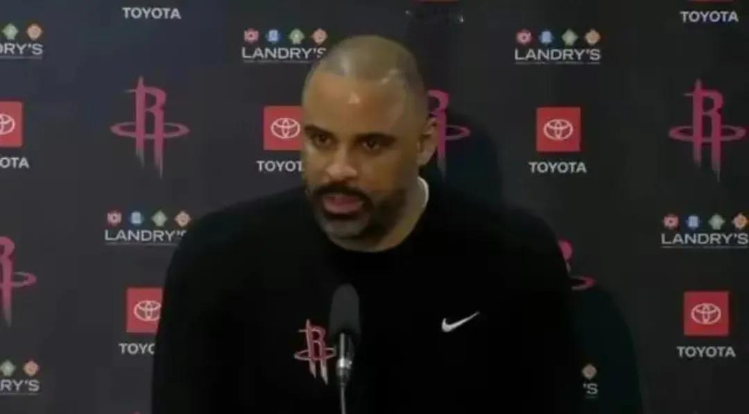 火箭连败，谁之过错！
客战又败，火箭势弱，排名下滑，谁之过错！
火箭——平民球队