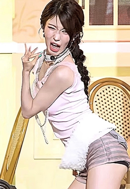 有奖竞猜 猜猜这里面有几个人asa koop 一女的