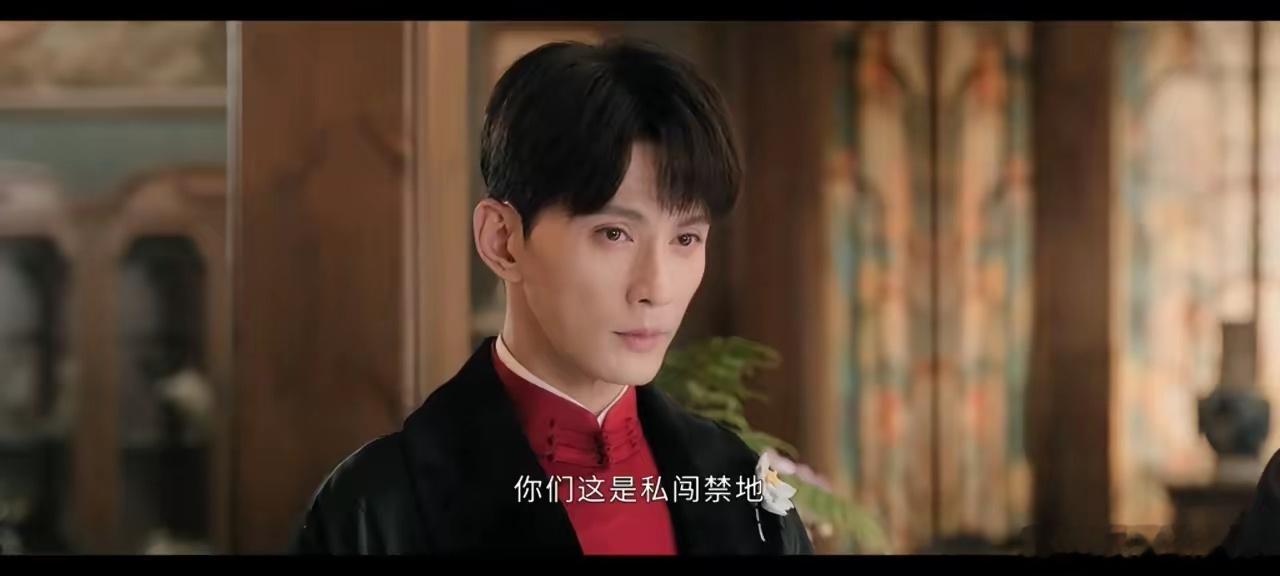 这就是二月红？虽然很喜欢徐正溪，但还是觉得，他在《九门》饰演的新版“二月红”少了