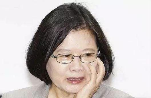 台湾不是主权国家，而是中国的一部份。如果台海爆发战争，《联合国宪章》缺乏坚实的基